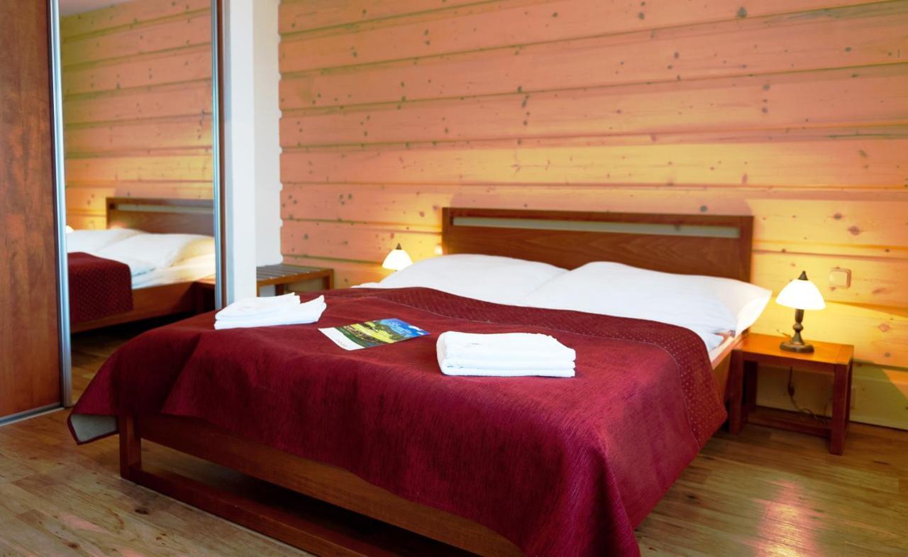 Green Inn Hotel Ostravice Extérieur photo