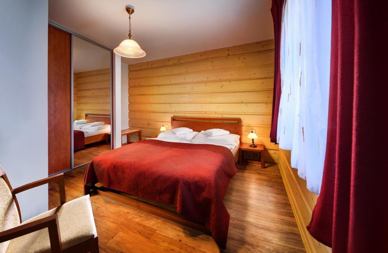 Green Inn Hotel Ostravice Extérieur photo